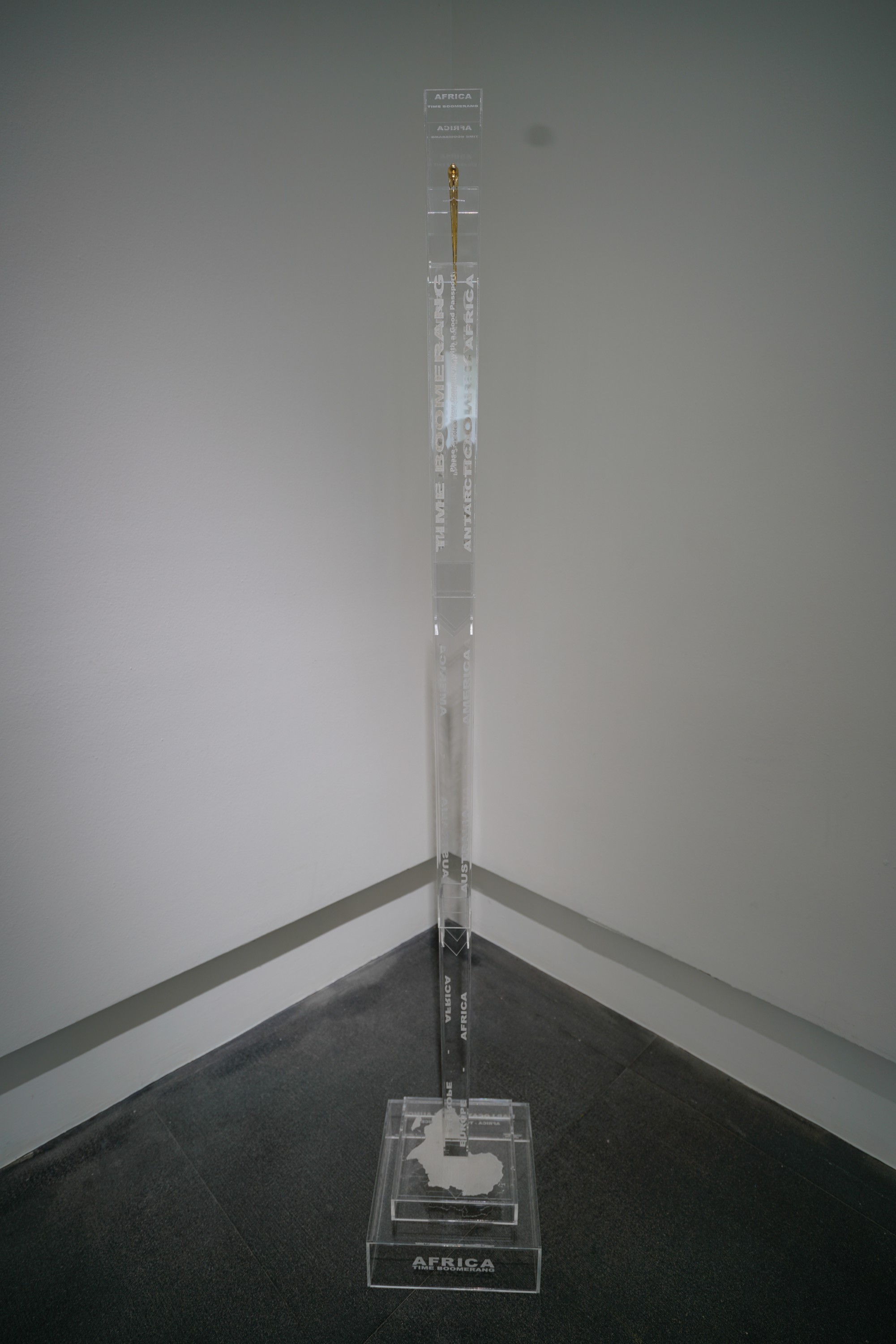 5 launching tubes 4